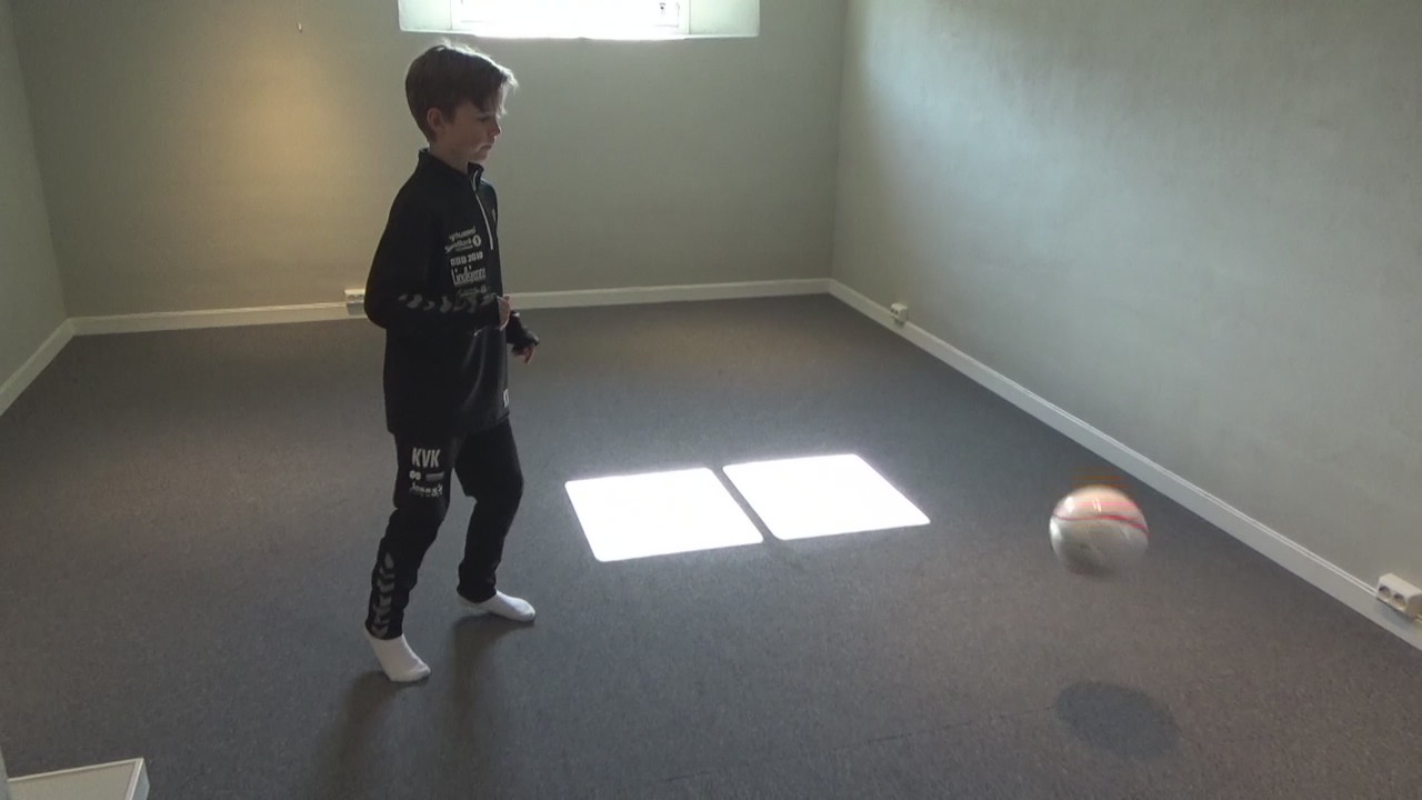 60 Halv volley-vrist.mp4